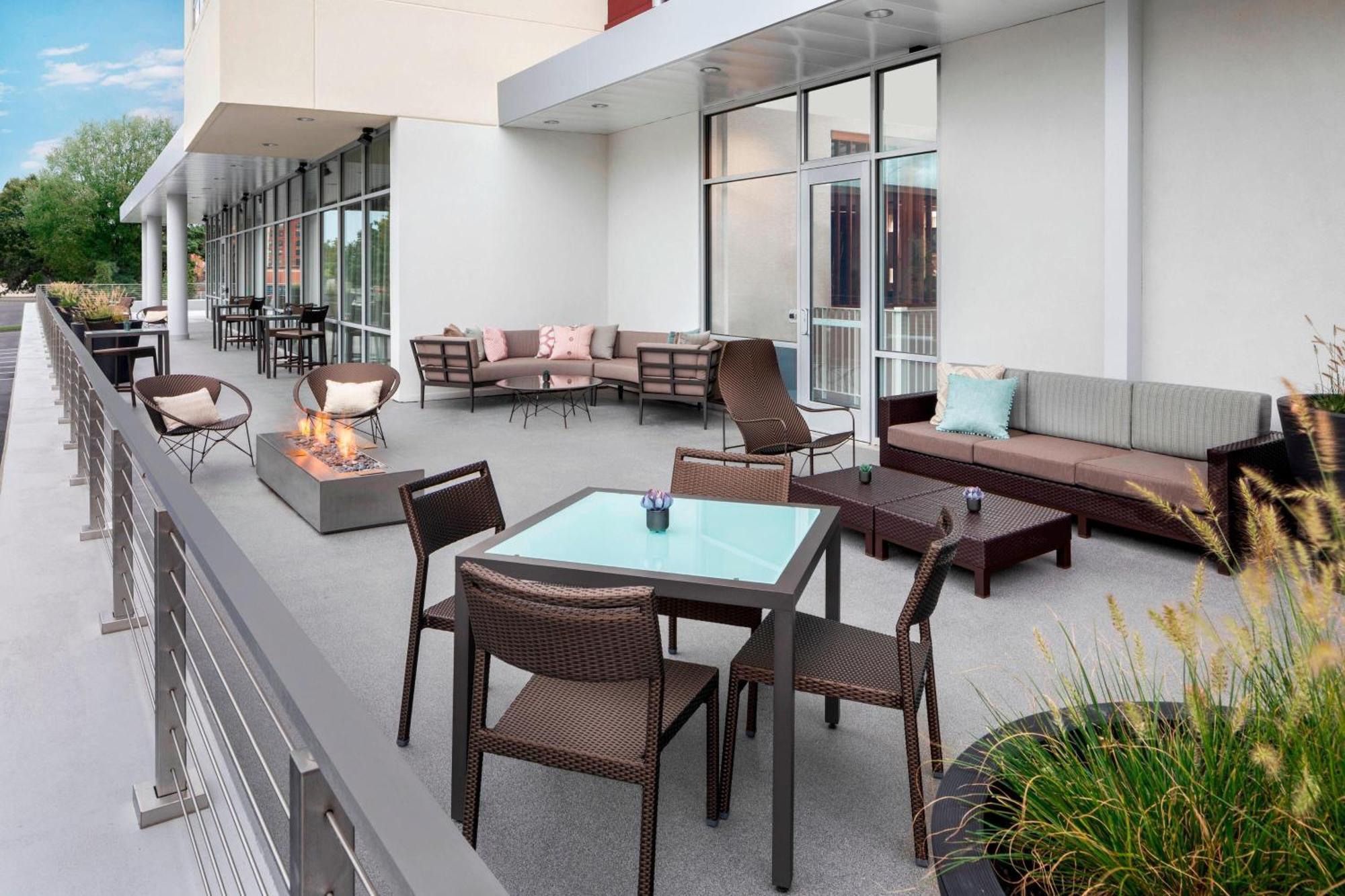 Courtyard By Marriott Albany Troy/Waterfront Ξενοδοχείο Εξωτερικό φωτογραφία